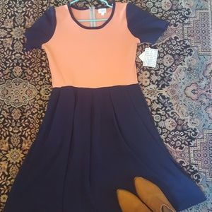 Navy/salmon lularoe amelia